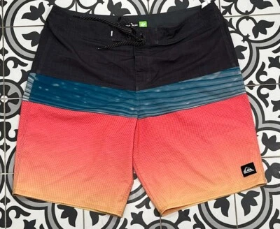 Pantalones cortos de verano Quicksilver traje de baño bañador para hombre talla 36 Foto 1 de 4