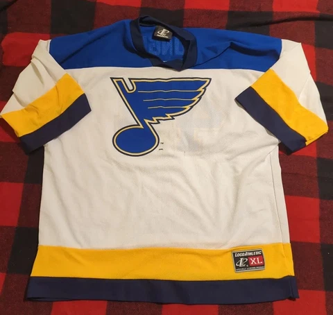 Vintage 90s Chris Pronger St. Louis Blues  Logo Athletic NHL Hockey Jersey XL Cover