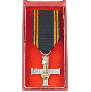 4499 WW2 WAR CROSS OF FIRST POLISH ARMOURED DIVISION GEN. MACZEK POLAND - Picture 1 of 6