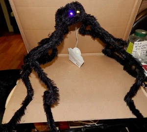 Giant Spider Halloween Hanging Decoration Realistic Hairy LED Eyes Gothic 170M - Picture 1 of 8