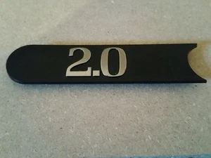 2.0 NEW Badge Decal Emblem RENAULT - Picture 1 of 2