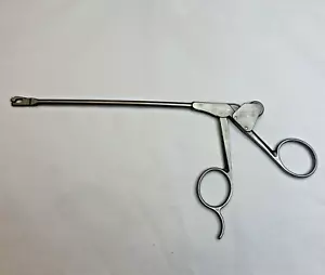 LINVATEC SHUTT 18.1008 4MM Suture Punch, Straight, Slotted Jaw - Picture 1 of 7
