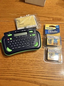 Brother PT-80 P-touch Electronic Labeling System Working With Inst & 2 Rolls Of - Picture 1 of 6