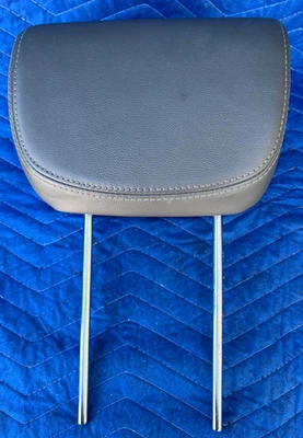 ♨️2013-2018 Hyundai Santa Fe XL Right Or Left Headrest 2nd Row Rear Gray Leather Foto 1 de 4