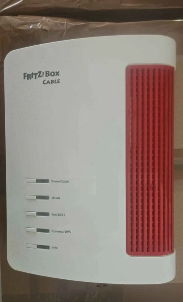 Fritz Box 6660 Kabel-Router - Bild 1 von 3