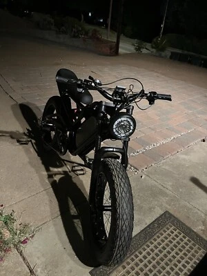 Helasdvt Mzb1 Foto 1 de 4