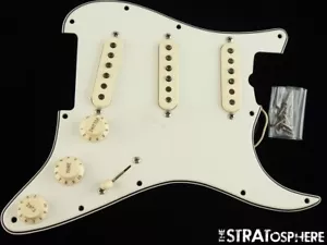 USA Fender Custom Shop 1960 armadio Classic Strat PICKGUARD CARICATO Stratocaster - Foto 1 di 3
