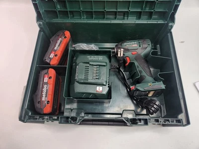 602396520 Kit de atornillador de impacto inalámbrico Metabo 18V 2 baterías LiHD SSD Foto 1 de 4