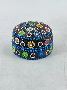 Anello bigiotteria intarsiato con perline strass pillola snuff box latta fatto a mano India - Foto 1 di 7