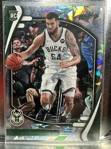 SANDRO MAMUKELASHVILI RC 2021-22 Panini Chronicles Cracked Ice BUCKS #220 - Picture 1 of 2