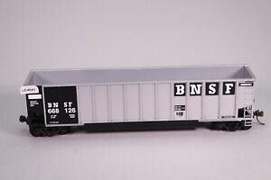 LE4641 WALTHERS Ho 1/87 Wagon Bethgon coalporter hopper BNSF 668126 