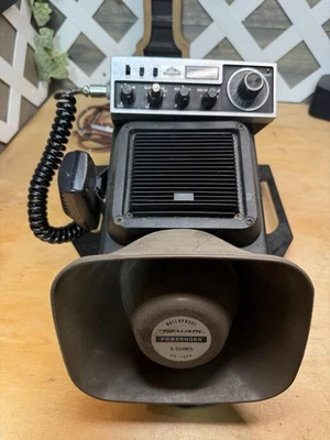 TRAM Diamond 40 CB 23 canales con 2 micrófonos, altavoz Kriket Camel, bocina realista Foto 1 de 4