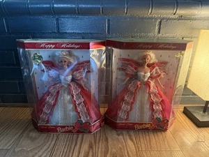 BARBIE HAPPY HOLIDAYS EDICIÓN ESPECIAL BARBIE 17832 RARA RUBIA 1997 - Imagen 1 de 8