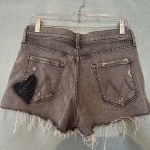 MOTHER Jeans The Tomcat Kick ausgefranste Shorts in Schatten im Gras Größe 29 218 $ - Bild 1 von 7