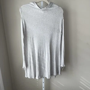 We The Free by Free People Hooded Ribbed Top Medium Gray Raw Hem Slouchy Boho - Picture 1 of 6