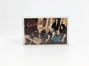Cinderella Heartbreak Station Cassette Tape 1990 - Imagen 1 de 4