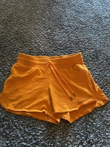 NWT TEK GEAR Women Mid Rise Drawstring Pockets Workout Gear Orange Shorts Small - Picture 1 of 3