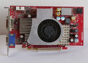 Tarjeta gráfica Medion GeForce 6700 XL 128 MB - GDDR3 - tarjeta gráfica - PCI-E - Imagen 1 de 3