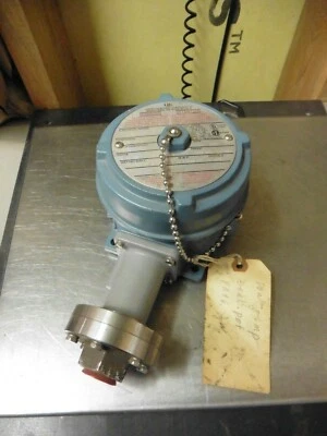 New Old Stock Genuine UNITED ELECTRIC Controls J120-183 / J120183 - Image 1 of 4