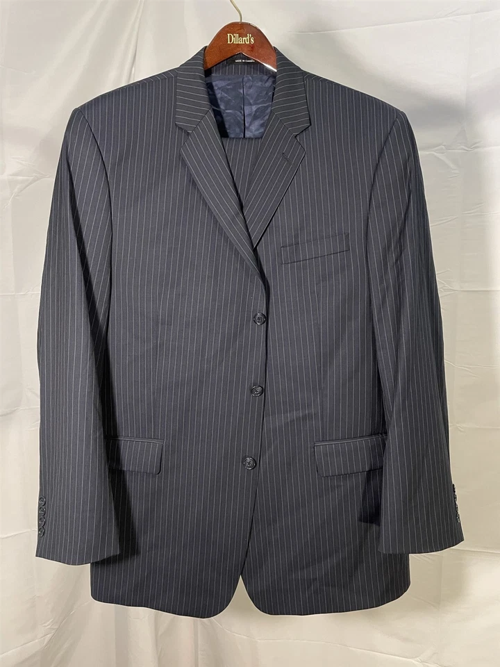 Calvin Klein 46L 36 x 30 Dark Navy Pinstriped 100% Wool 3 Button Dual Vent Suit - Image 1 of 4