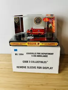 CODE 3 Ford Louisville Fire & Rescue Ambulance 1:64 In Box - Picture 1 of 1