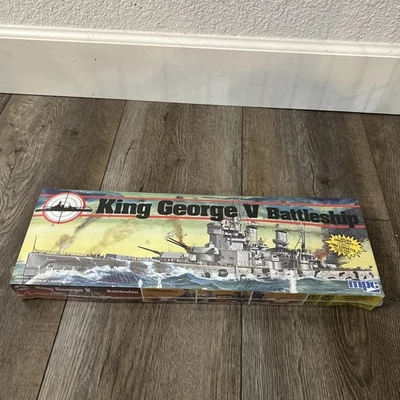 MPC 1/600 WWII Battleship HMS KING GEORGE V - Image 1 of 3