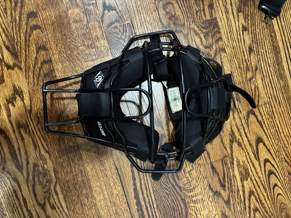 DIAMOND IX3 ALUMINUM UMPIRE MASK WITH QUIK-DRY - Image 1 of 3
