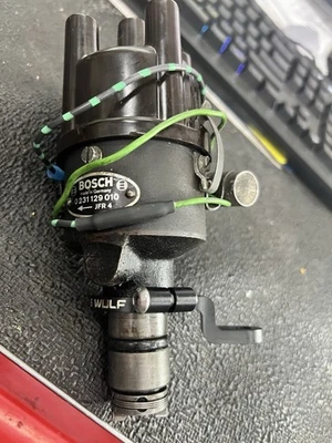 bosch 010 distributor/ Ross Wild Hold Down  - Image 1 of 4