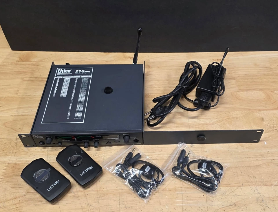 Transmisor de RF estacionario Listen Technologies LT800-216, 216 MHz con paquetes de correa x2 Foto 1 de 1