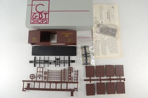 C&BT Shops HO Sunset Railway & Navigation #202 40' Double-Door Boxcar Kit - Picture 1 of 6