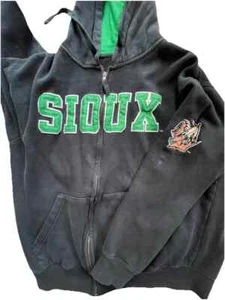 Vintage North Dakota Fighting Sioux Hoodie M Black Hockey Pullover Sweatshirt - Picture 1 of 9