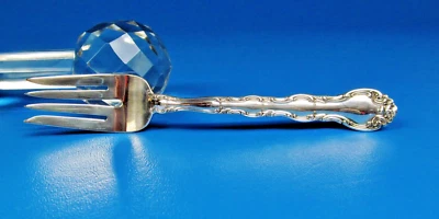 Tenedor de ensalada de plata de ley French Scroll de Alvin.  6 1/2" Foto 1 de 4