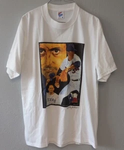Texas Rangers Nolan Ryan T-Shirt Artwork von Rick Jackson auf Jerzees Medium - Bild 1 von 6