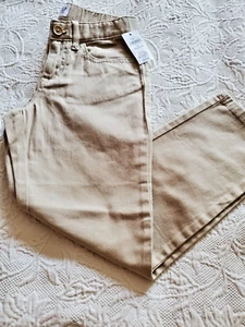 NWT CLASSIC GAP BEIGE COTTON PANTS SIZE 6 - Picture 1 of 3