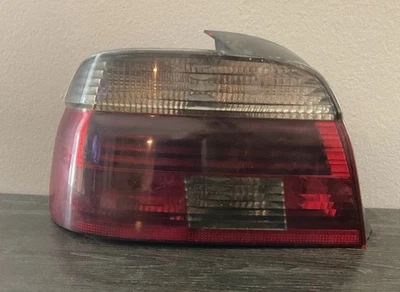 Conjunto de luz trasera izquierda conductor BMW 530I 2001-2003 E39 M5 OEM Foto 1 de 4