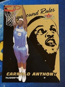 2003-04 Fleer Playground Rules #3 Carmelo Anthony – Denver Nuggets A2030 - Imagen 1 de 2