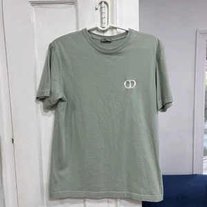 Dior Uniforme “CD” Embroidered Logo Soft Cotton T Shirt - Bild 1 von 10