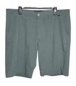 Travis Mathew Men’s Golf Shorts Size 38 Blue/Gray Preppy - Picture 1 of 5