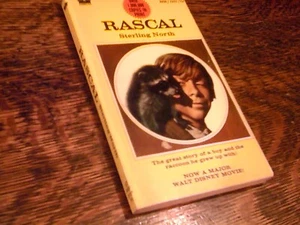 "Rascal", by Sterling North, Paperback w/ Disney Movie Tie-In Cover - Bild 1 von 4