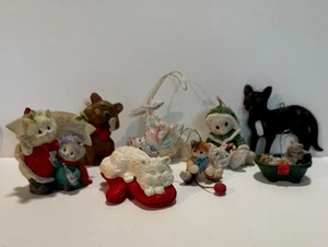 Lot Of 8 Vintage Christmas Kitten Cat  Ornaments Figurines-Calico Kittens Etc. - Picture 1 of 14