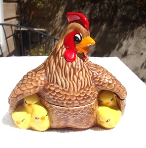 Vtg Brown Glazed Ceramic Hen w/Chicks Covered Dish Arnels? Farmhouse Chicken - Picture 1 of 11