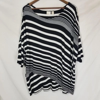 Top manga Dolman Chico’s para mujer talla 3 negro blanco a rayas dobladillo asimétrico Foto 1 de 4