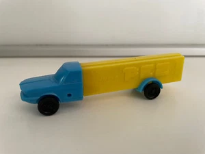 Oldtimer PEZ LKW A4, ohne Füße, 3.9 Jugoslawien - Bild 1 von 17