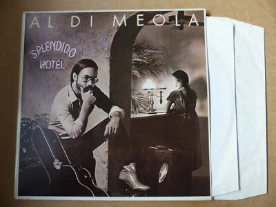AL DI MEOLA signed Autogramm signiert "SPLENDIDO HOTEL" Vinyl Schallplatte LP - Bild 1 von 4