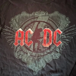 AC/DC Black Ice European Tour 09/10 T-Shirt L Hard Rock Official Band Merch - Picture 1 of 5