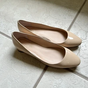 Kate Spade New York Fallyn Nude Patent Leather Short Heeled Flat Size 5.5 - Picture 1 of 7
