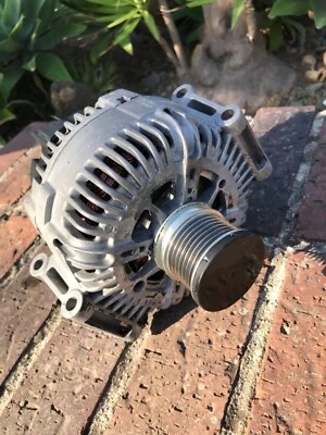 ALTERNADOR MERCEDES BENZ VALEO A 642 154 04 02 180A 14V E350 CDI W212 OM642 - Imagem 1 de 4