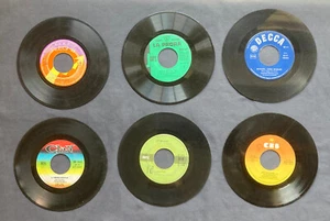 Lotto 12x dischi in vinile 45 giri 7" no cover Don Backy Nada Pooh Luciano Vieri - Foto 1 di 2