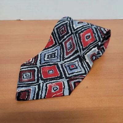 VIA CONDOTTI Geometric 100% Silk necktie tie Made in Italy 59x4 Inches - Image 1 of 3