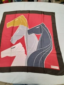 Da Maren Schal Scaf 100% Seide Silk Mehrfarbig Carré Pferde Horses Tiere - Bild 1 von 9
